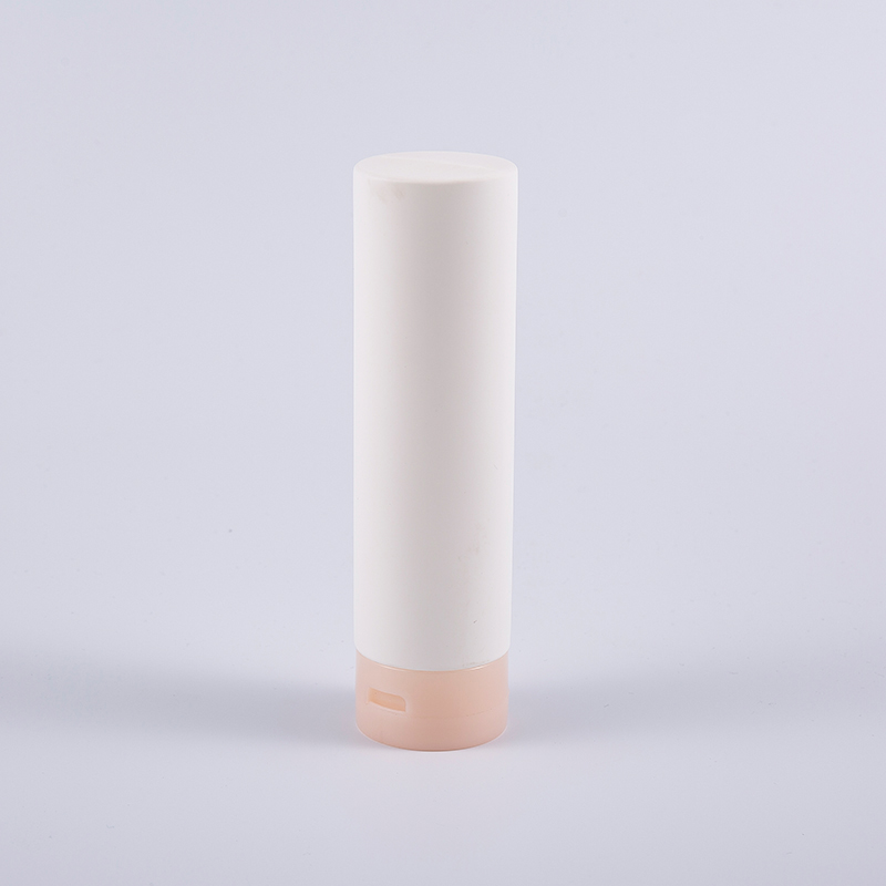 Bijela soft touch okrugla preokrenuta bočica od 180 ml PE regeneratora za kosu s čepom na zavrtanj