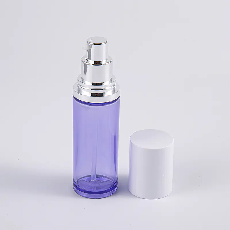 Ljubičasta okrugla bočica losiona za serum od 100 ml s aluminijskom pumpicom